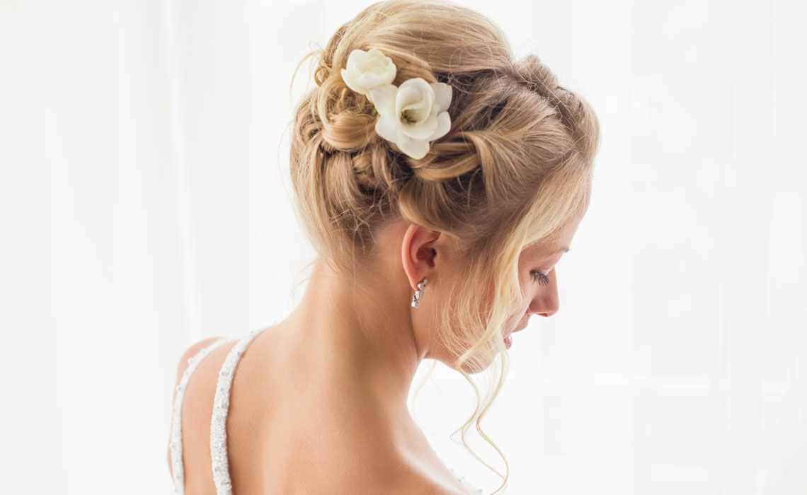 acconciatura sposa raccolto